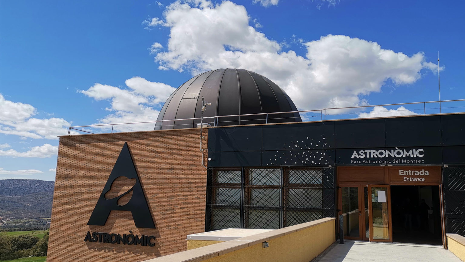 A unique planetarium in the World, powered by RSA Cosmos-Konica Minolta ...